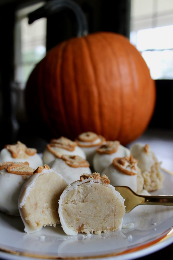 Pumpkin Spice Cake Balls