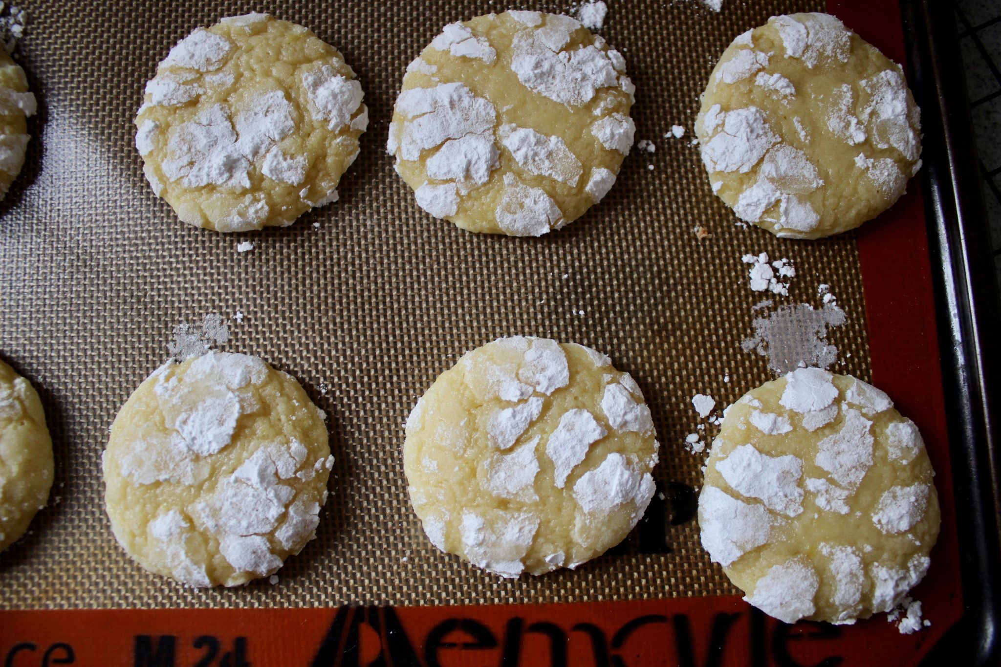 The Best Lemon Crinkle Cookies
