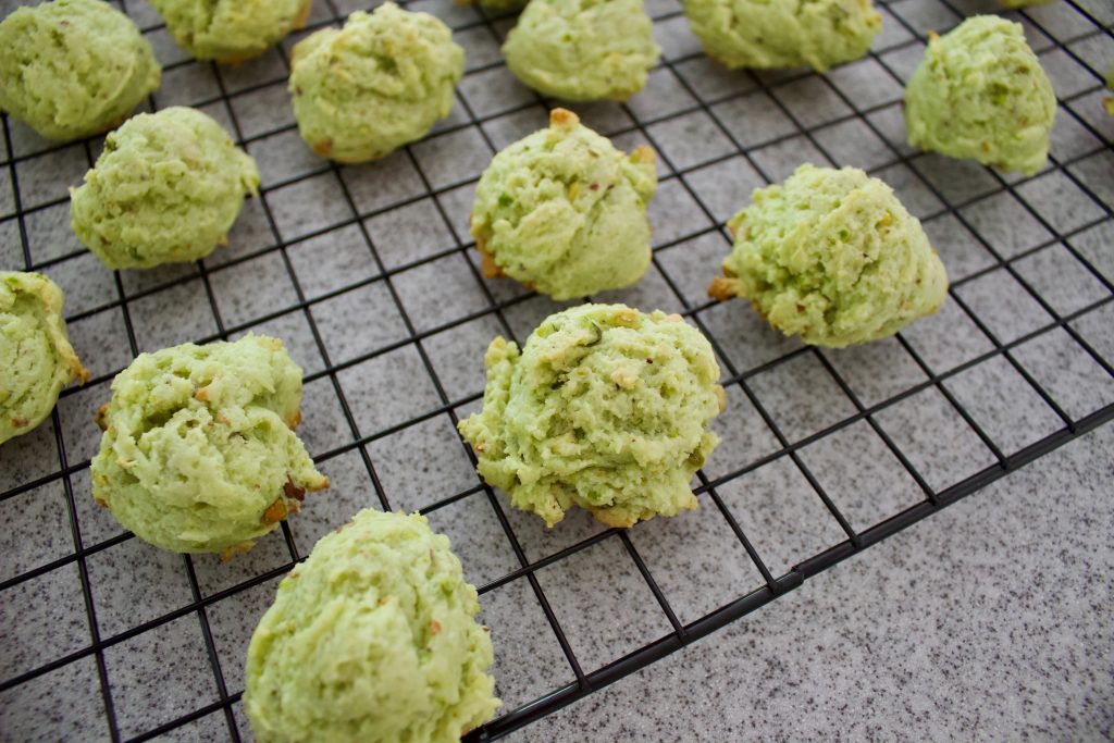 cream cheese pistachio cookies