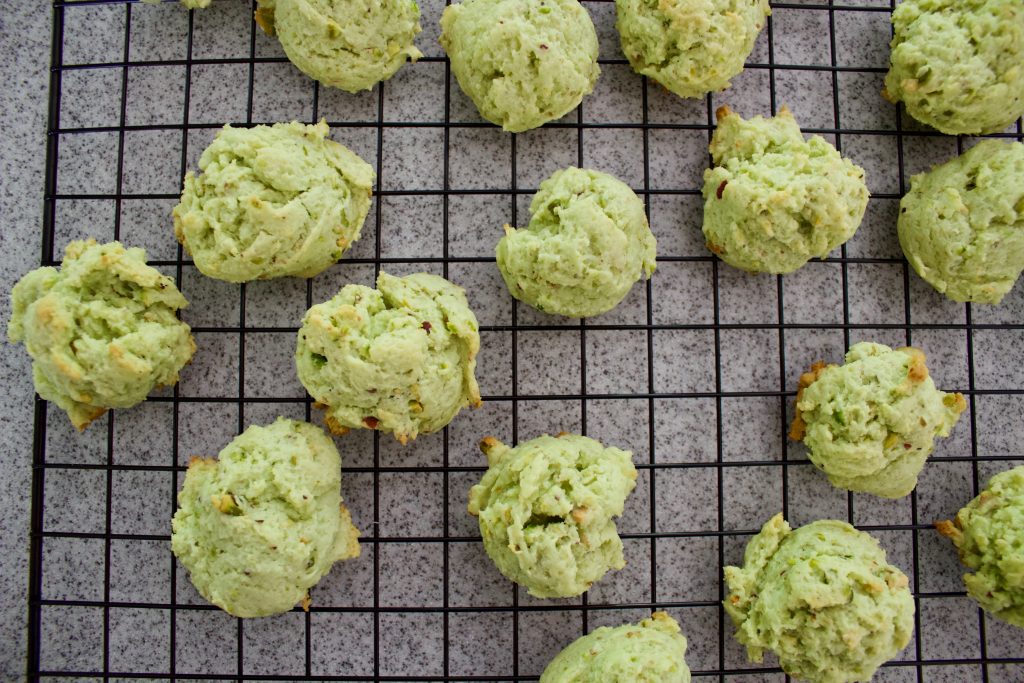 cream cheese pistachio cookies