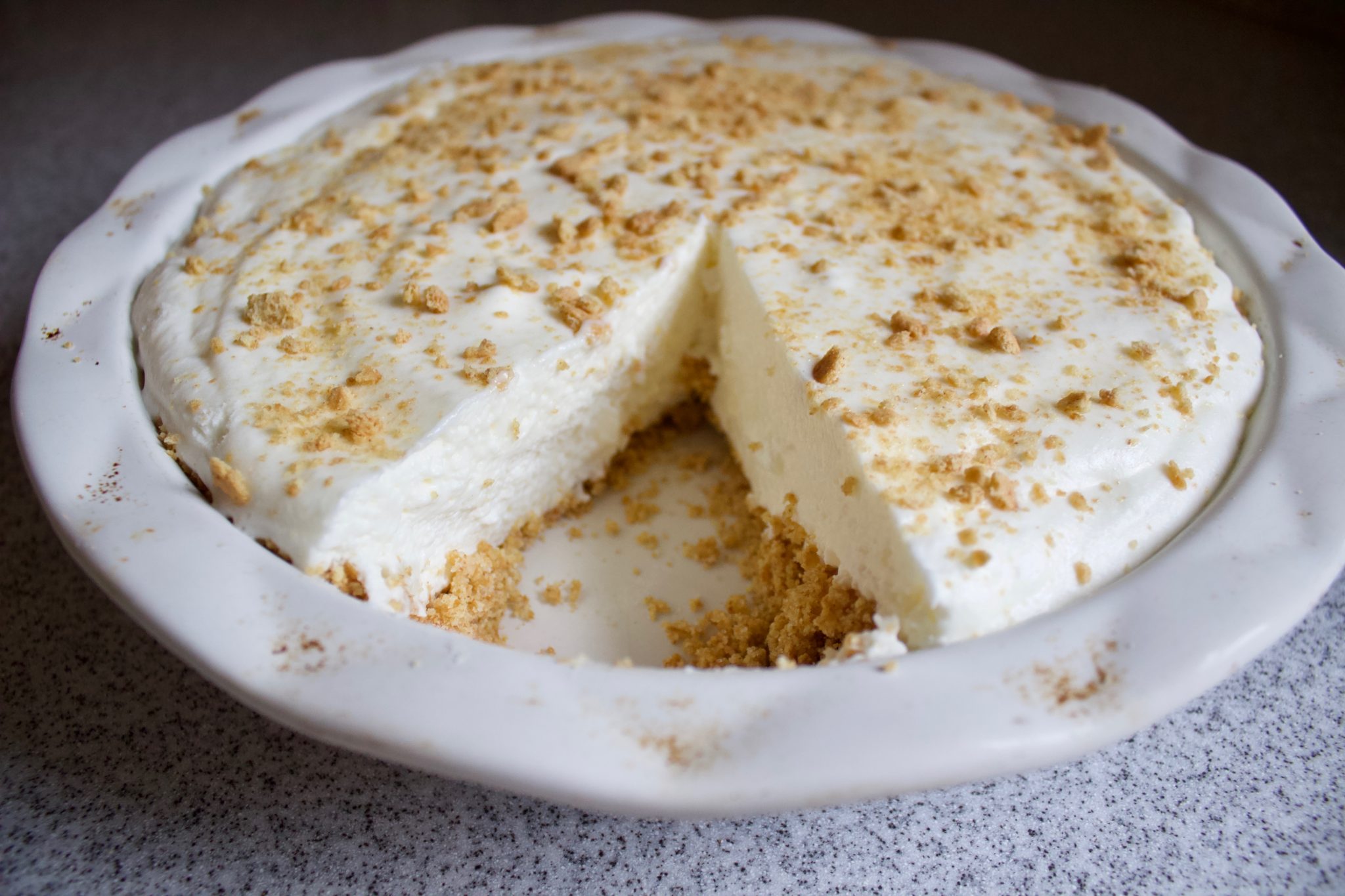 No-Bake Marshmallow Pie