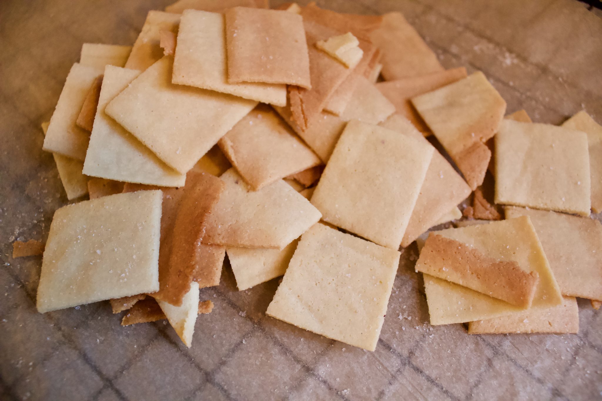 Super Easy Almond Flour Crackers