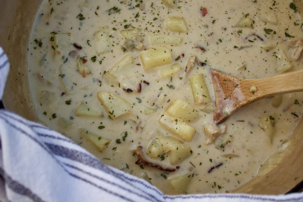 Easy Clam Chowder - Damn Delicious